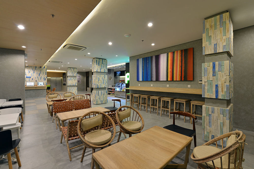 Pop! Hotel Timoho Yogyakarta Exterior foto